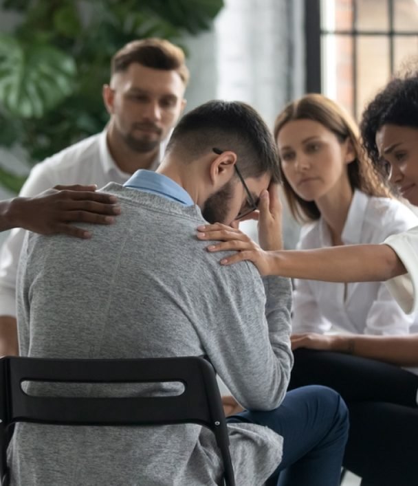 Wanneer je worstelt met een verslaving dan moet je geholpen worden. Het team van interventie.nl staat voor je klaar.